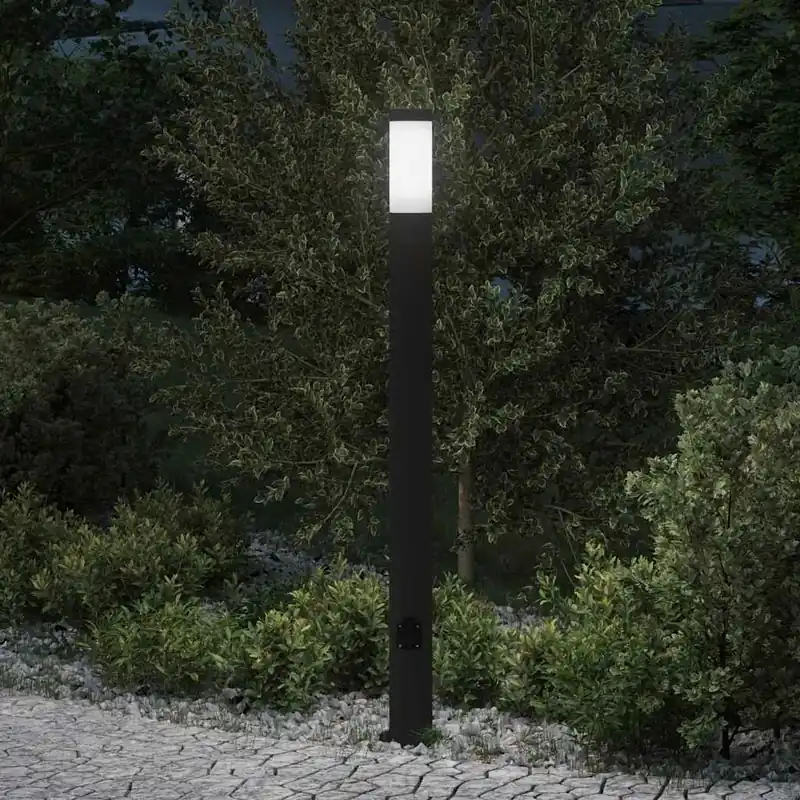 Schwarze Edelstahl Pollerleuchte 11x110 cm mit integrierter Steckdose Sofort Bestellen