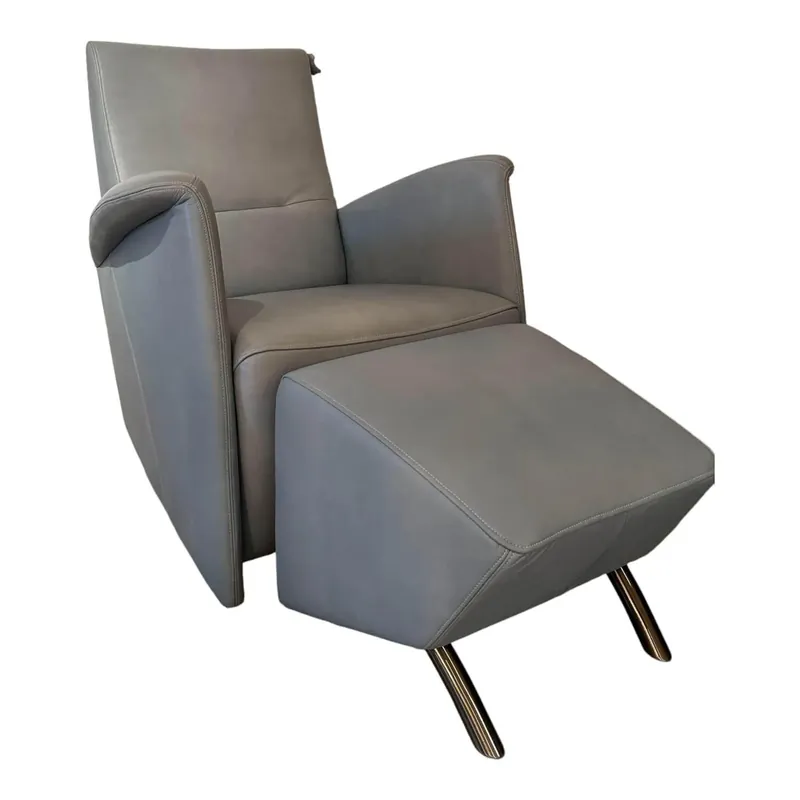 Ausverkauf Sessel Pablo Mit Hocker Medium Bezug Leder Chelsea Cloud Grau Füße Titanium
