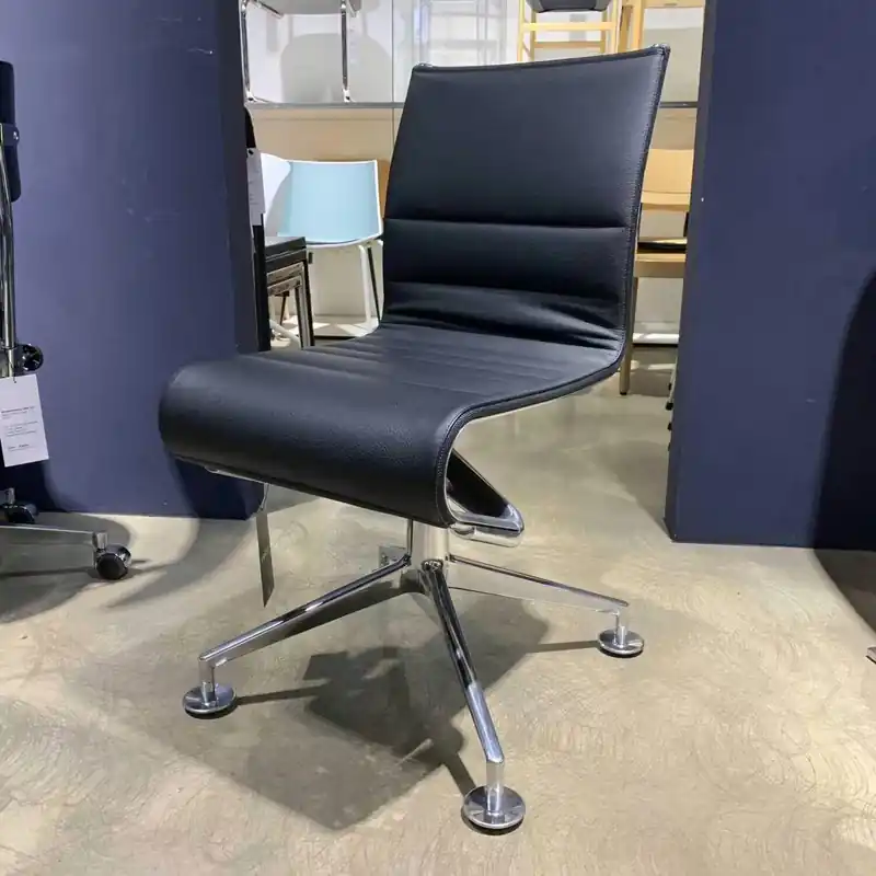 Super-Preis Stuhl Meetingframe +47 Leder S Schwarz Gestell Aluminium Poliert