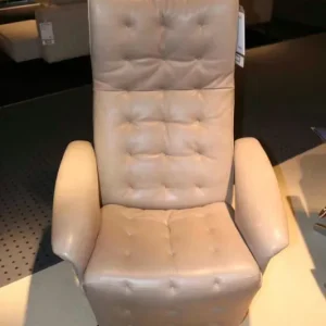 Aktuell Relaxsessel Square Medi Leder Grau Lolita Albero Fuß Schwarz