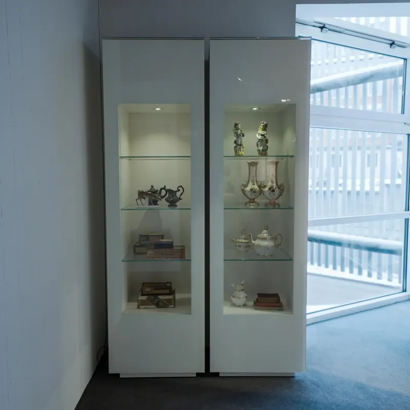 2er-Set Vitrine WK 483 Cristall Lack Und Glas Verkehrsweiss Zertifiziert