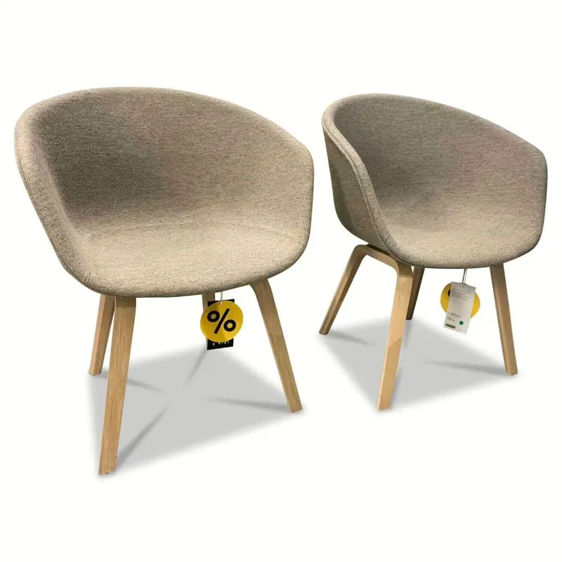 2er-Set Armlehnstuhl About a Chair AAC43 Low Stoff Hallingdal Beige Lackierte Eiche Bestseller