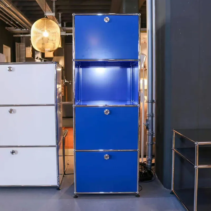 Beliebt Regal Turm Blau Mit Beleuchtung Verchromt Stahlblaue Tablare