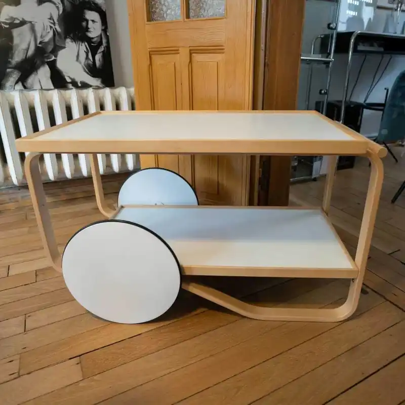 Saisonangebot Servierwagen 901 Tischplatte Laminat Weiß Gestell Birke Klar Lackiert