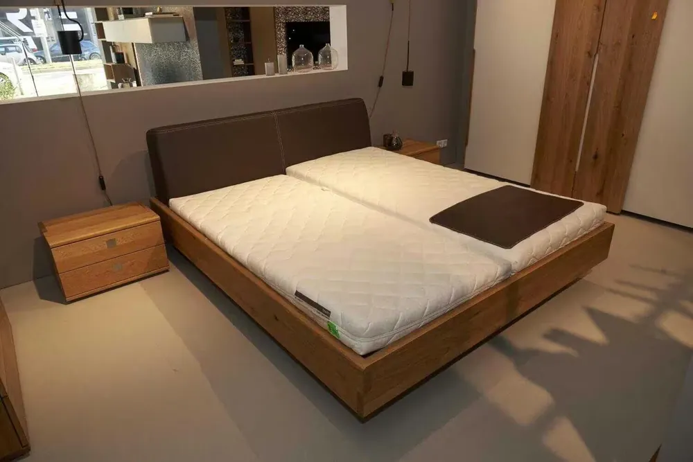 Bett Nox Eiche Wild Naturöl mit 2 Nachtkonsolen Markenprodukt