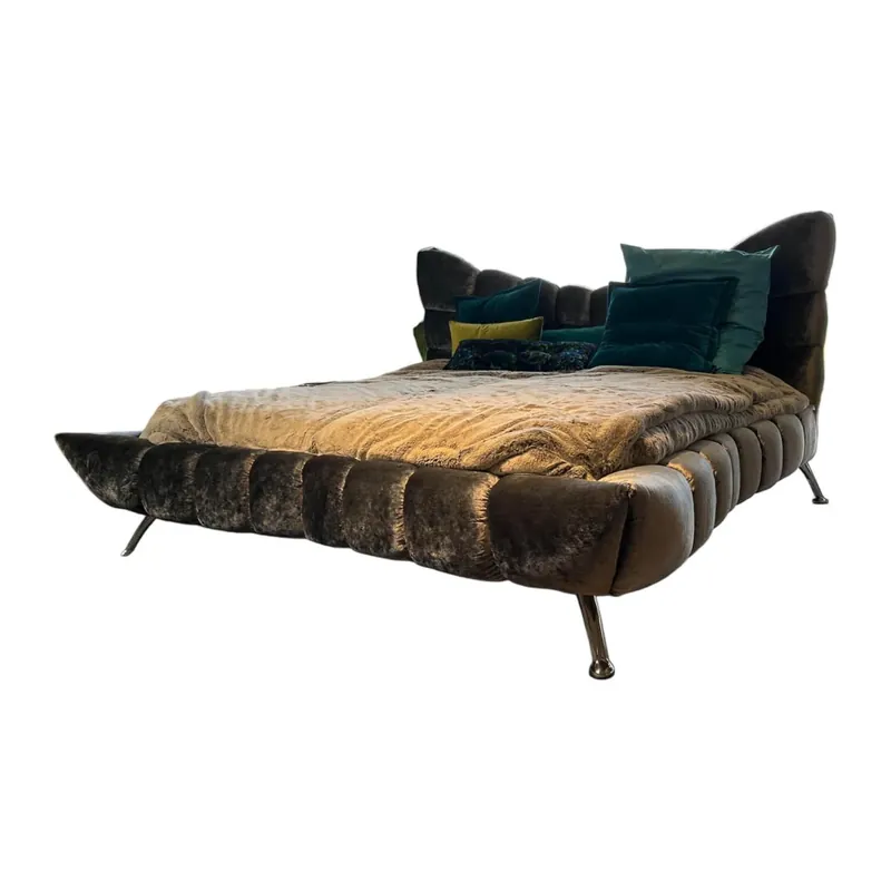 Must-Have Bett Cloud 7 Stoff Velvet Silberschimmer Füße Ponyhuf Aluminium Poliert Ohne Matratzen