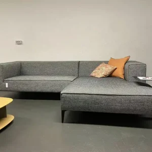 Sofa Sara Louise Stoff 900.02.1093 Grau Füße Schwarz Schnäppchen